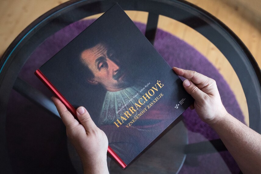 Monografie Harrachové – vznešenost zavazuje vyšla v rámci 13. ročníku projektu Po stopách šlechtických rodů | © Romana Indrová Semelková Monografie Harrachové – vznešenost zavazuje vyšla v rámci 13. ročníku projektu Po stopách šlechtických rodů | © Romana Indrová Semelková
